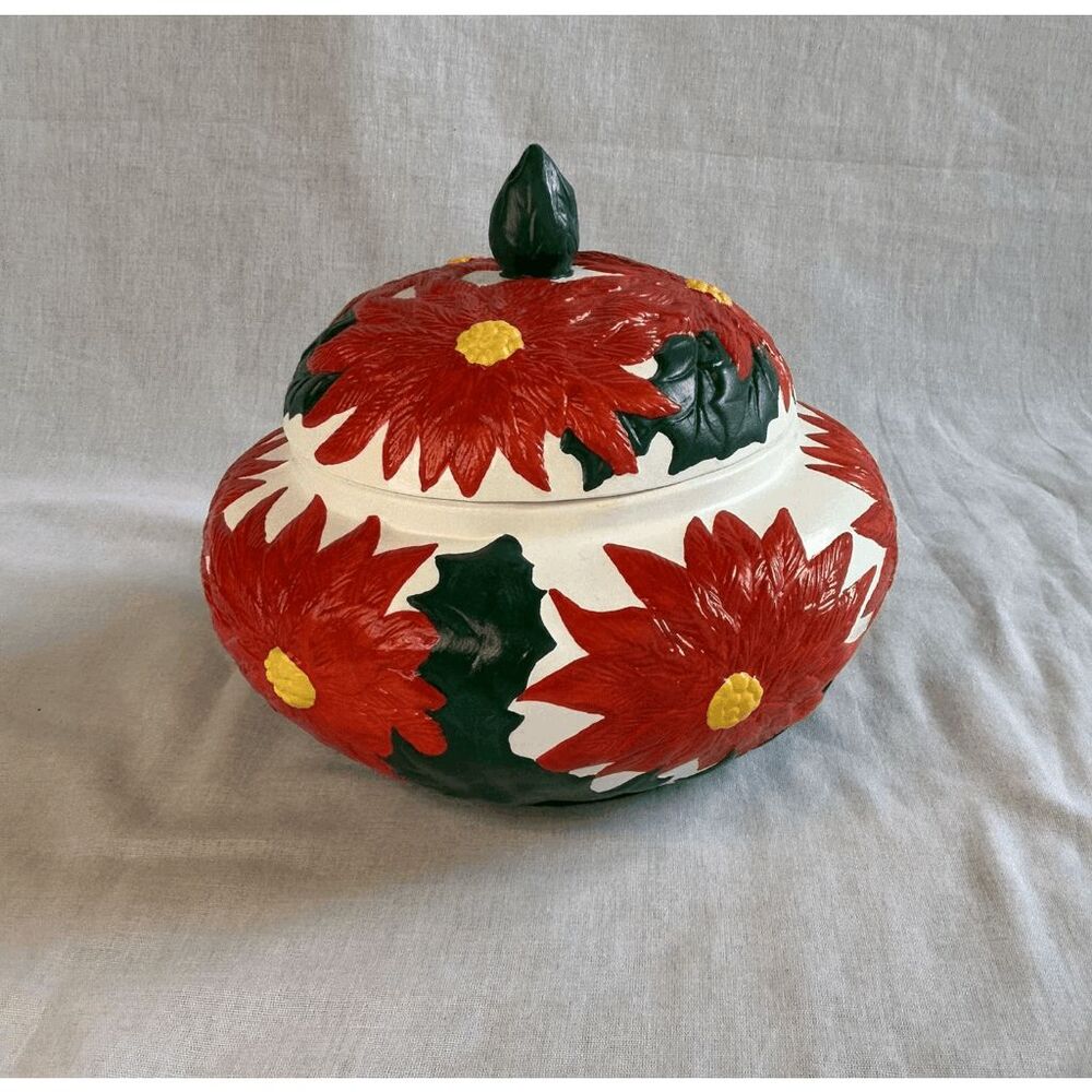 Christmas Poinsettia Pottery Decoration/Bowl/Dish Signed M.G.H. 1976, Holiday